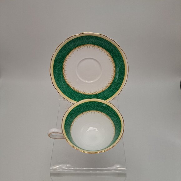Grosvenor Allandale Bone China Teacup & Saucer Set Green Gold Trim England - Picture 3 of 12